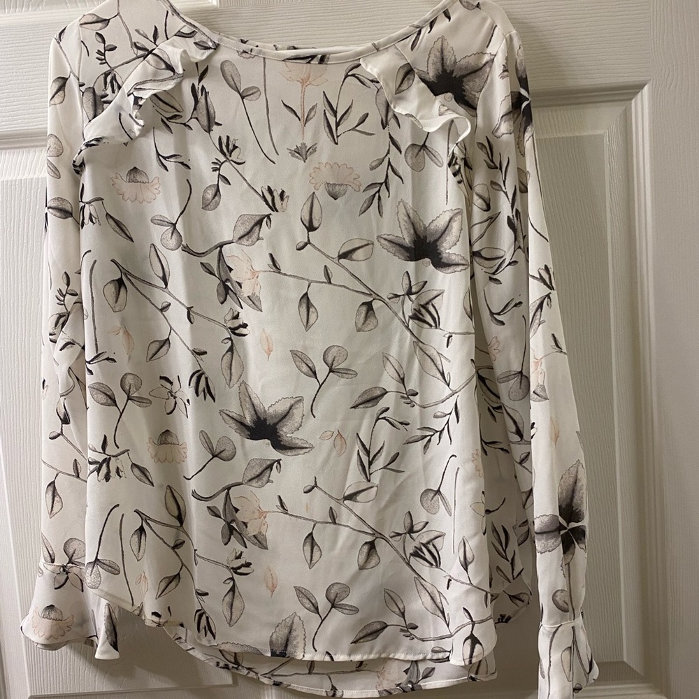 White loft blouse size small
